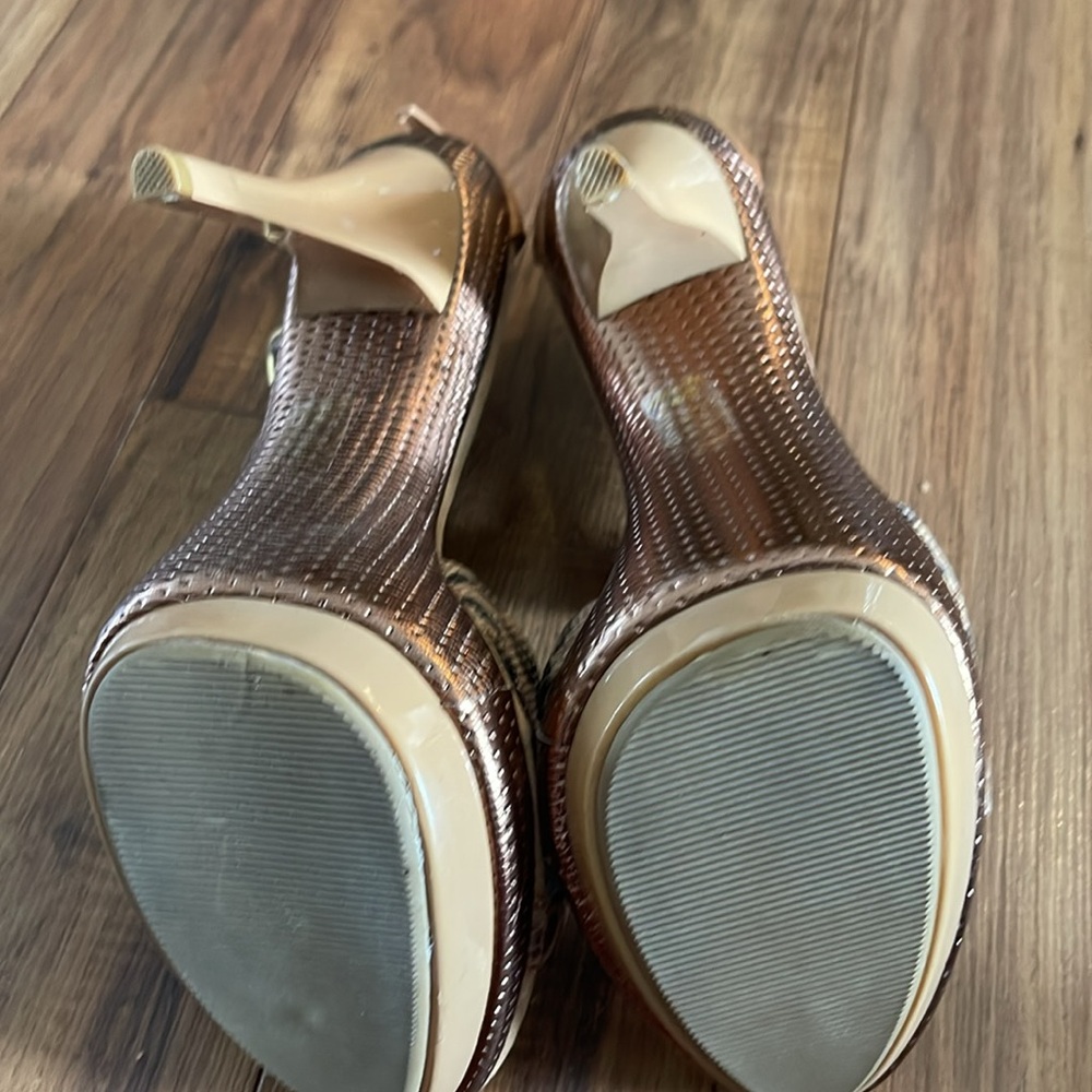 heels 👠 - Picture 5 of 6